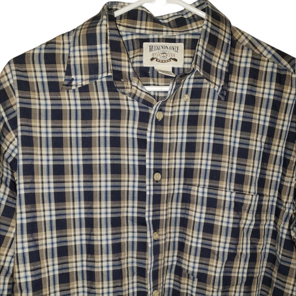 Weekend's Only Plaid Flannel - Picture 3 of 5